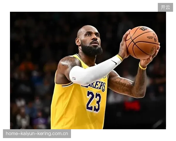 NBA：湖人35分大逆转，詹姆斯叫醒质疑者